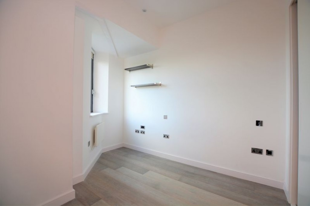 Images for 50 Wellington Street, Slough EAID:LanghamsEstateAgents7 BID:Langhams Estate Agents