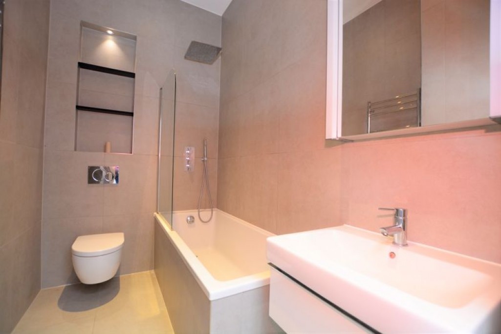 Images for 50 Wellington Street, Slough EAID:LanghamsEstateAgents7 BID:Langhams Estate Agents