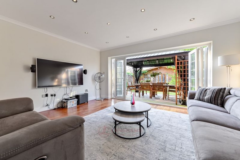 Images for Castleview Road, Langley EAID:LanghamsEstateAgents7 BID:Langhams Estate Agents