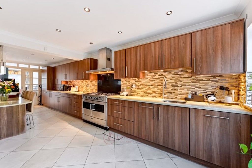 Images for Castleview Road, Langley EAID:LanghamsEstateAgents7 BID:Langhams Estate Agents