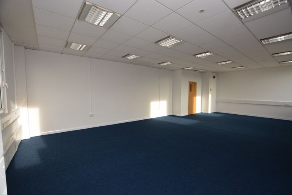 Images for High Street, SLOUGH EAID:LanghamsEstateAgents7 BID:Langhams Estate Agents